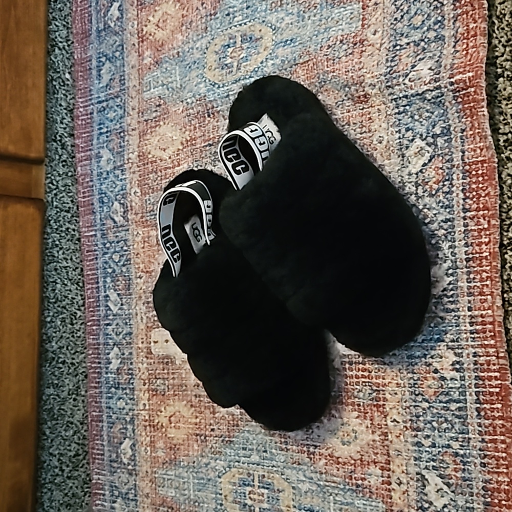UGG fluffy black sandals